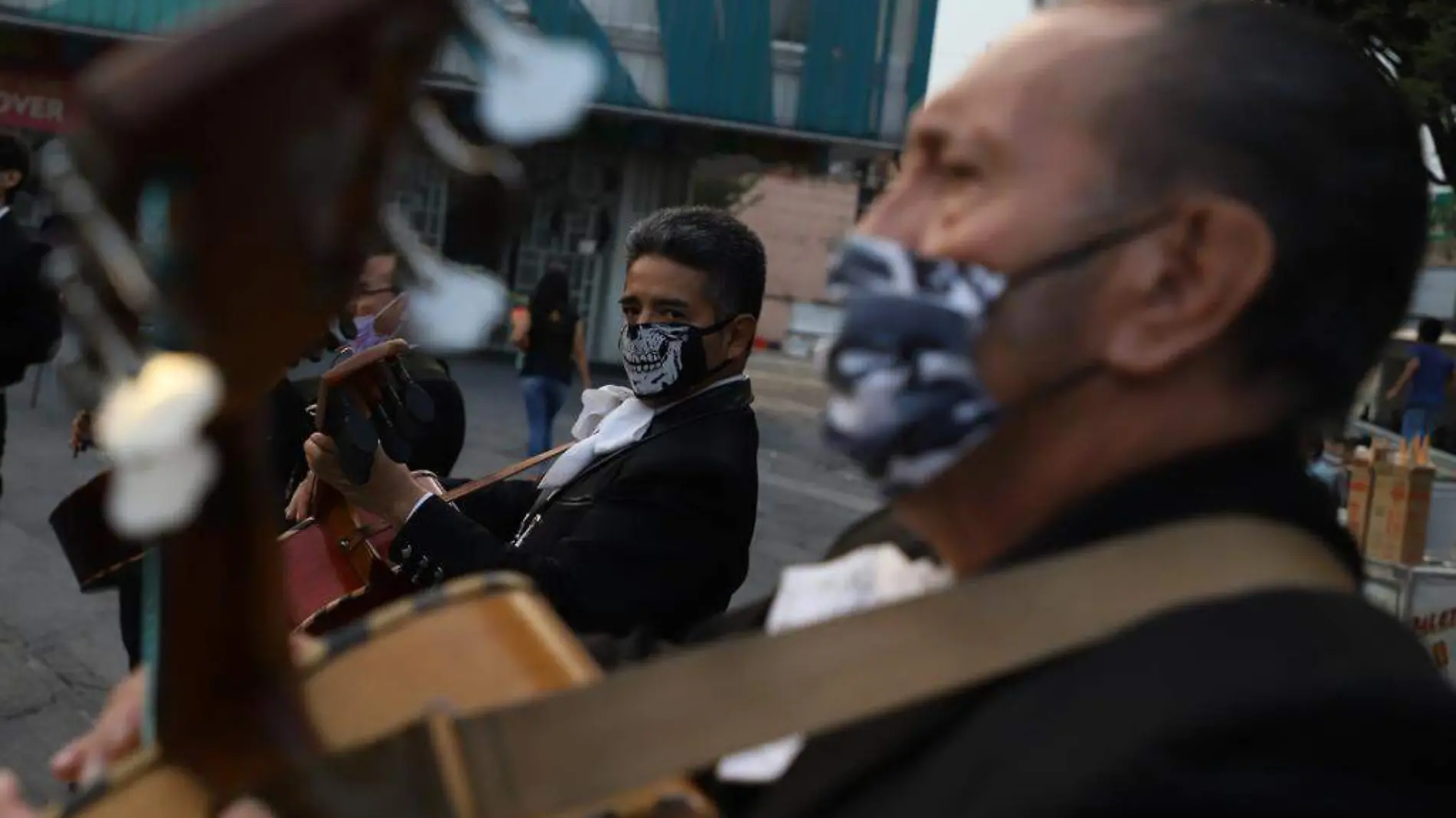 mariachis covid muerte